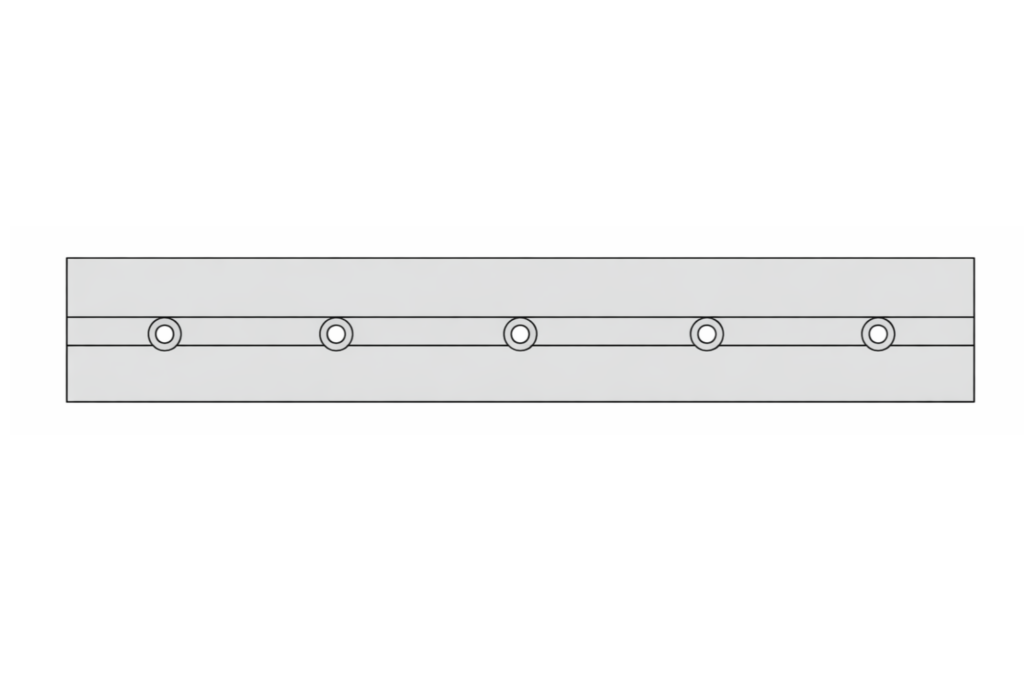 Horizontale metalen staaf met vijf gaten